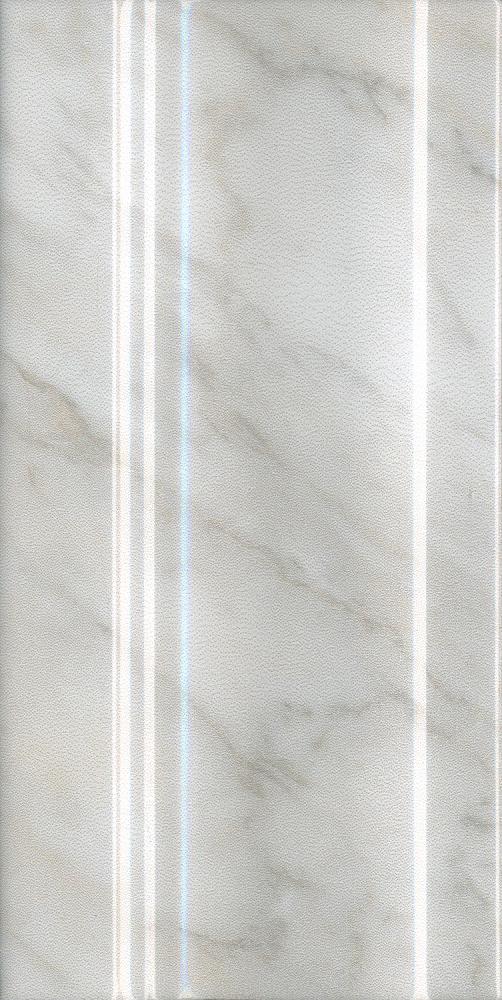 Плинтус Каприччо белый глянцевый 10x20