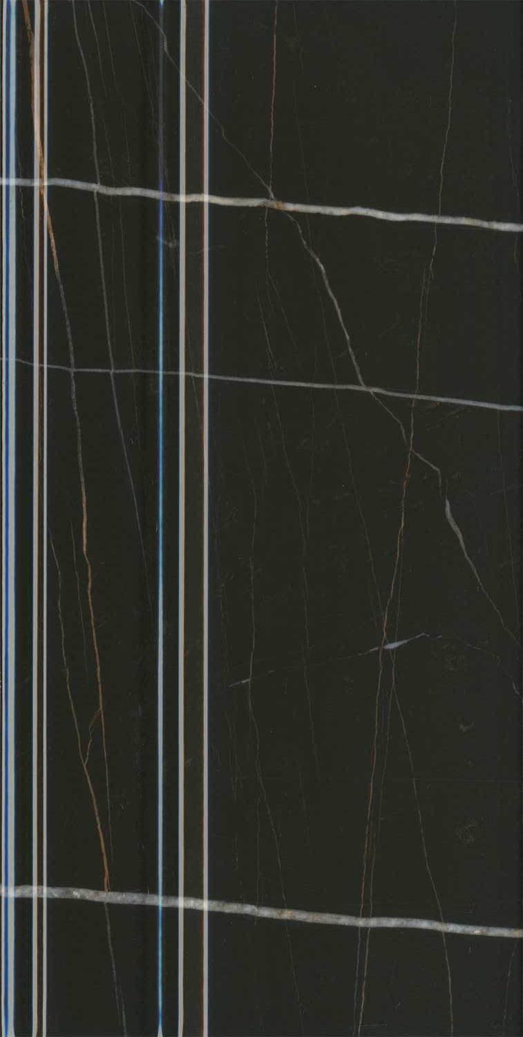 Плинтус Греппи черный |20x40