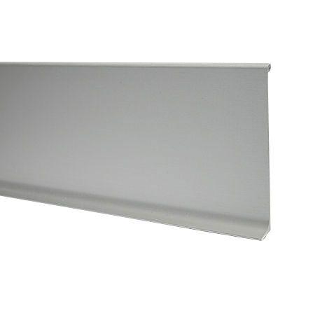 90/6SF Плинтус алюминиевый анодированный серебро 6x200